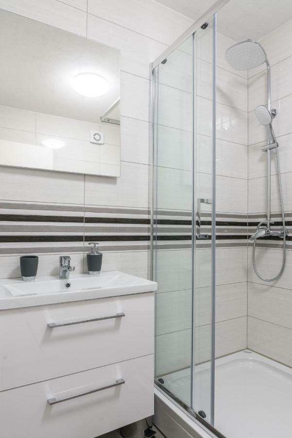 Apartment Porat Trogir Buitenkant foto